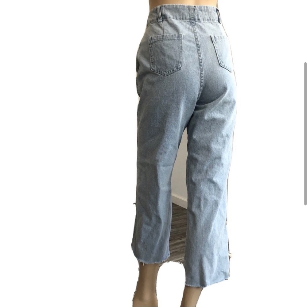 Leaves high waist blue jeans raw hem size:M